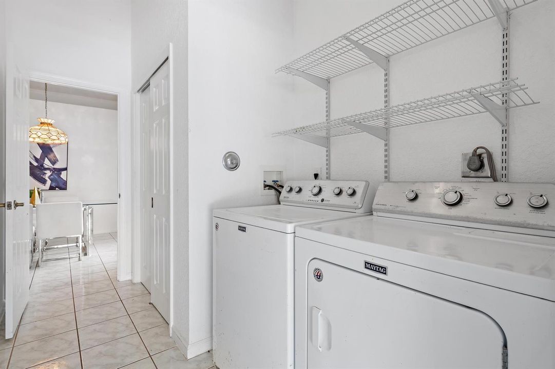 6857 Blue Bay Cir-16