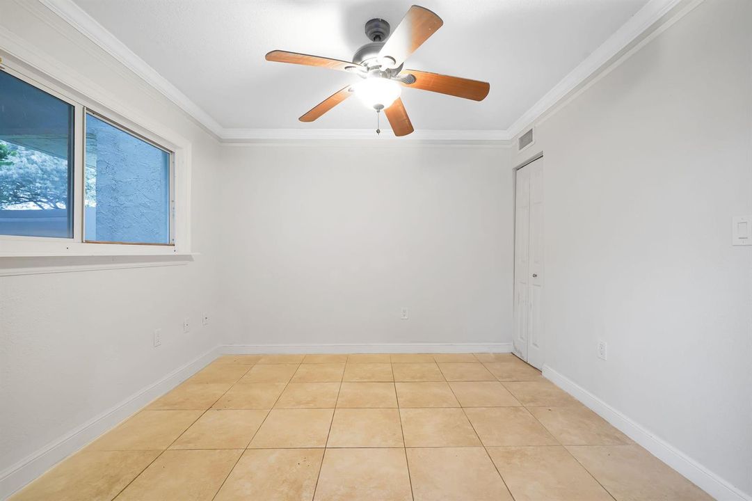 2 Bedroom