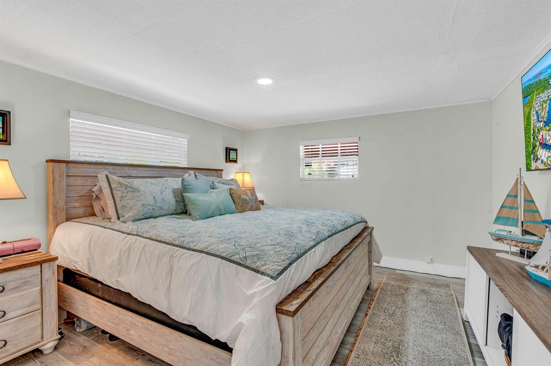 20-web-or-mls-136 Sable Palm Ln - High E