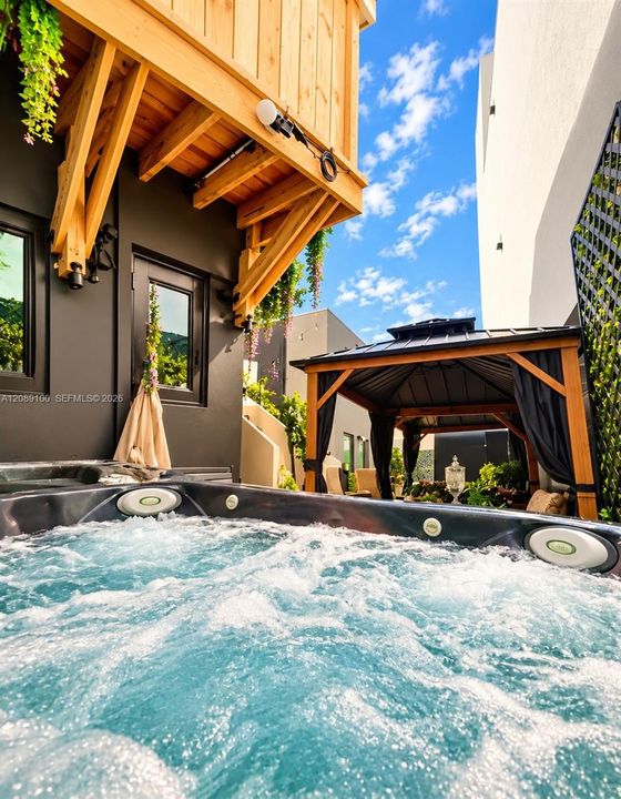 Private Courtyard