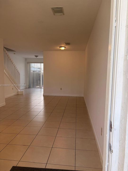 For Rent: $3,300 (4 beds, 3 baths, 1580 Square Feet)