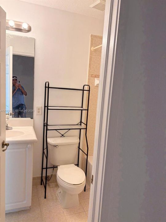For Rent: $3,300 (4 beds, 3 baths, 1580 Square Feet)