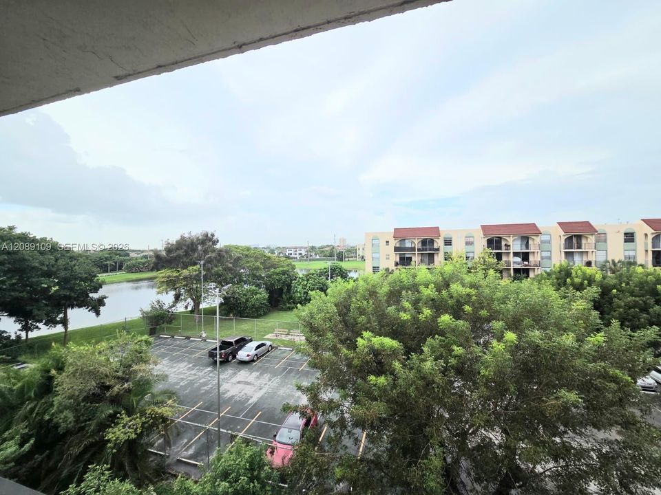 For Rent: $2,500 (2 beds, 2 baths, 1026 Square Feet)
