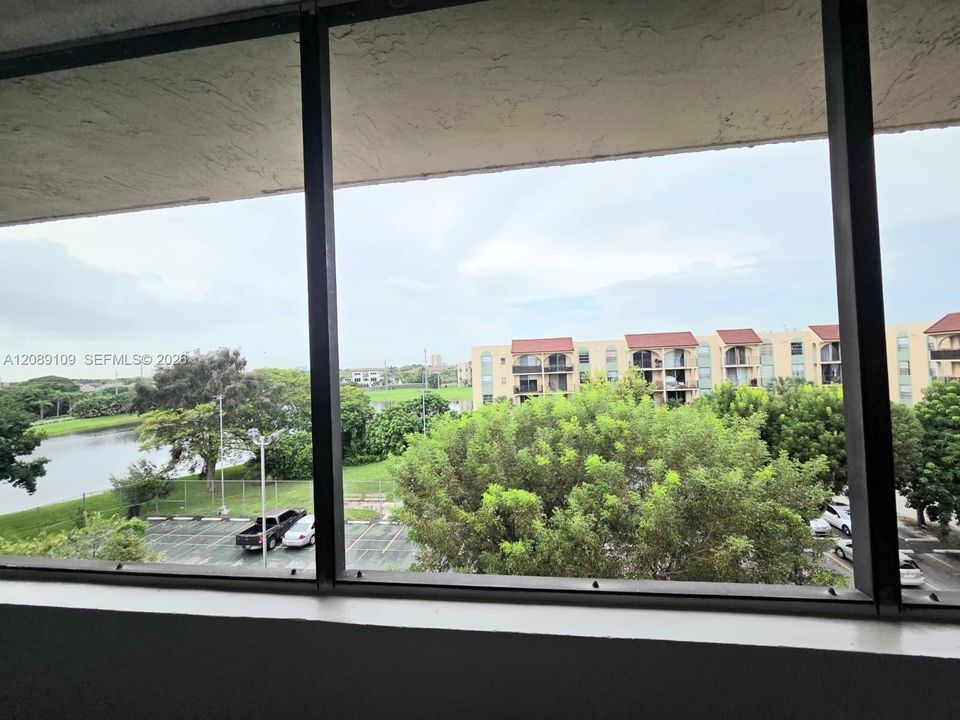 For Rent: $2,500 (2 beds, 2 baths, 1026 Square Feet)