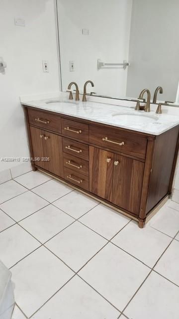 В аренду: $1,800 (1 спален, 1 ванн, 2540 Квадратных фут)