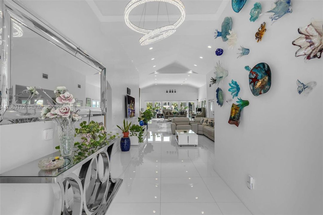 For Sale: $3,200,000 (4 beds, 3 baths, 2672 Square Feet)