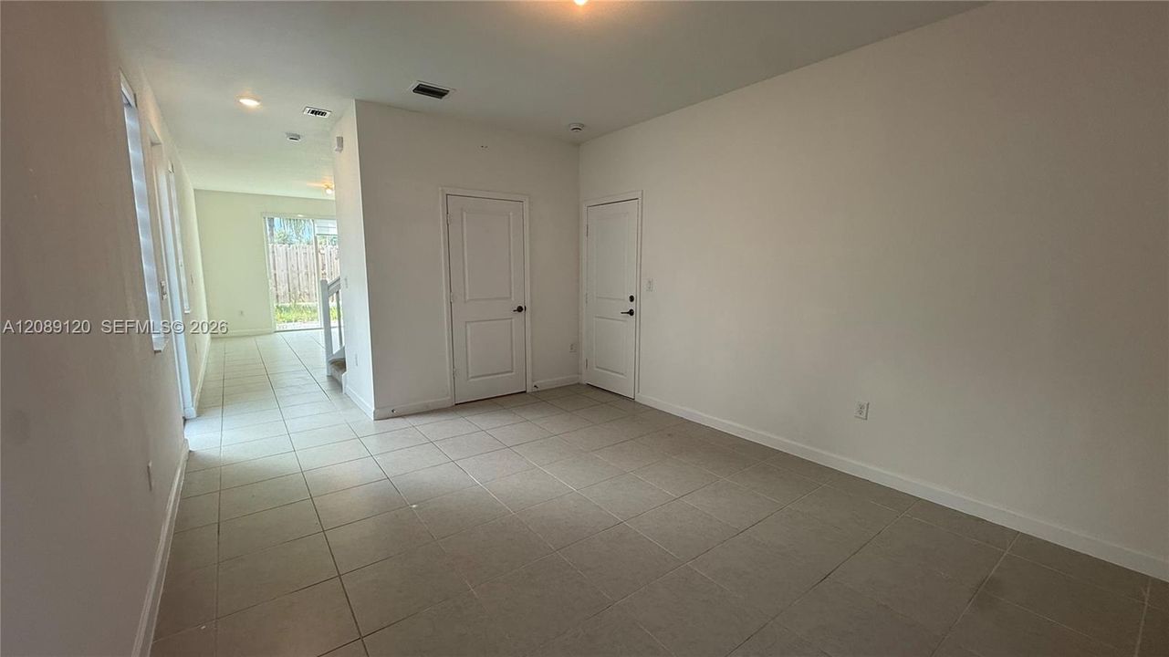 For Rent: $2,999 (4 beds, 3 baths, 1790 Square Feet)