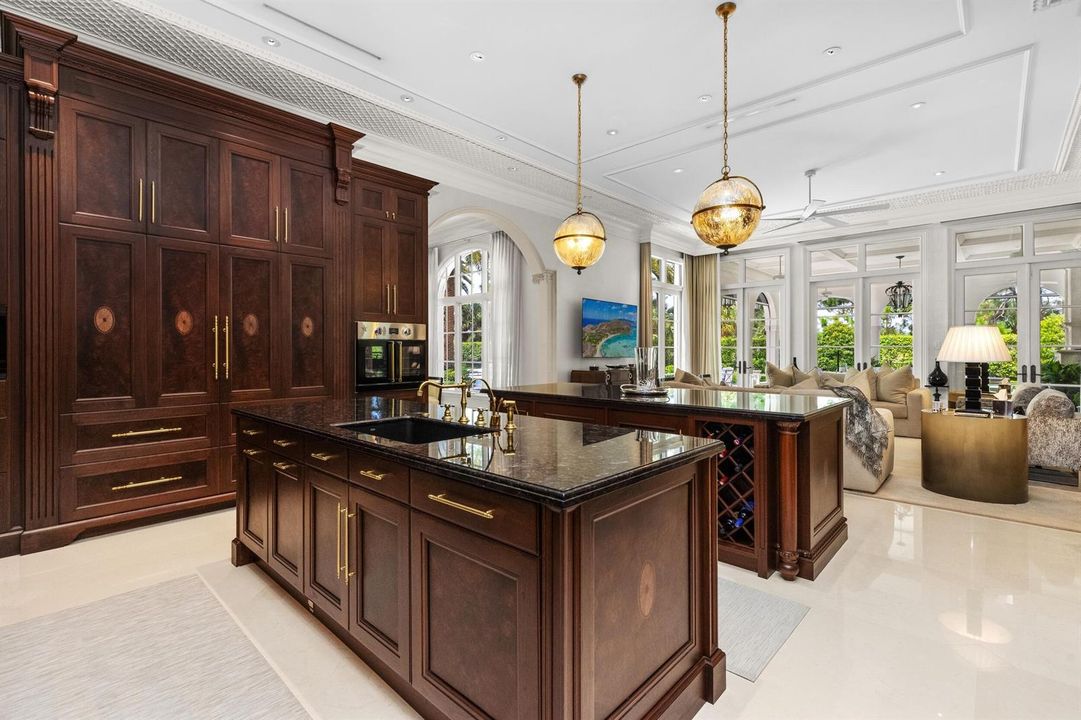 Kitchen 8