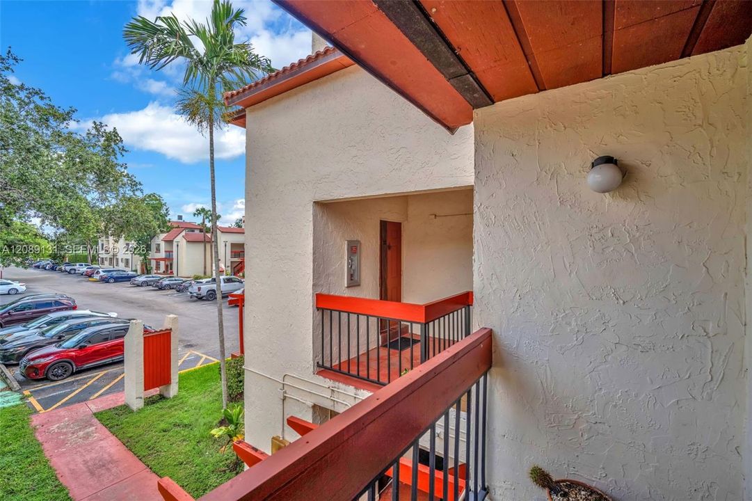 En Venta: $330,000 (3 camas, 2 baños, 1240 Pies cuadrados)