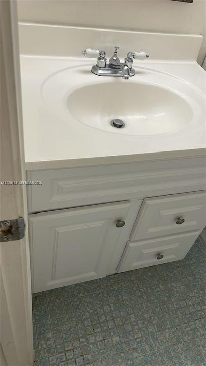 В аренду: $1,400 (1 спален, 1 ванн, 570 Квадратных фут)