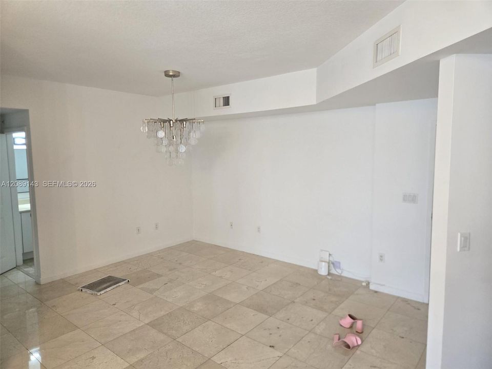 В аренду: $3,450 (2 спален, 2 ванн, 1274 Квадратных фут)