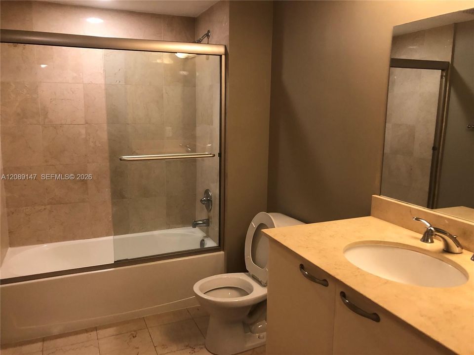 For Rent: $3,250 (1 beds, 1 baths, 791 Square Feet)