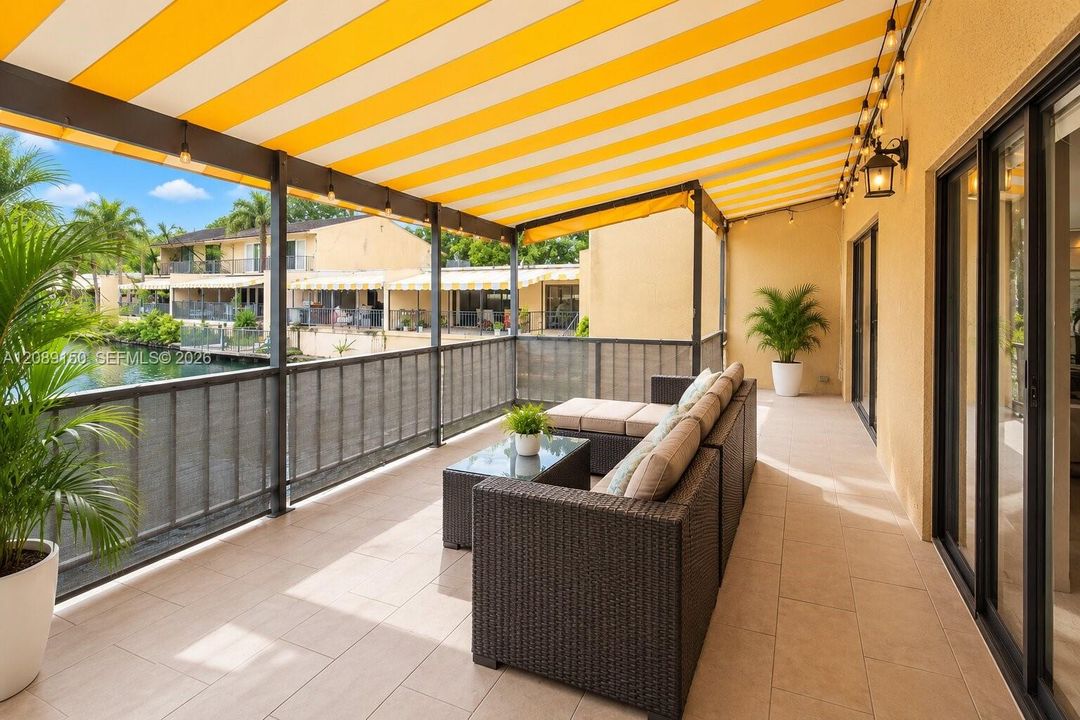 En Venta: $660,000 (3 camas, 2 baños, 2190 Pies cuadrados)
