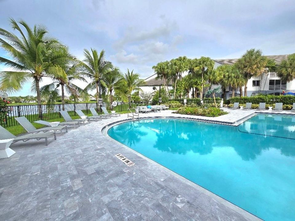 For Rent: $2,100 (1 beds, 1 baths, 602 Square Feet)