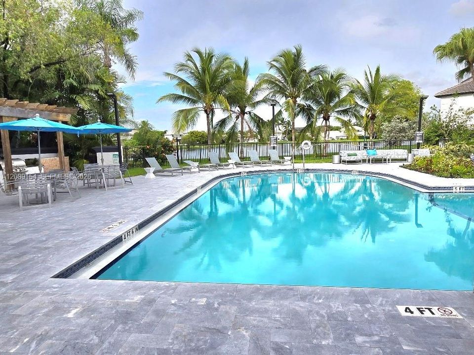 For Rent: $2,100 (1 beds, 1 baths, 602 Square Feet)