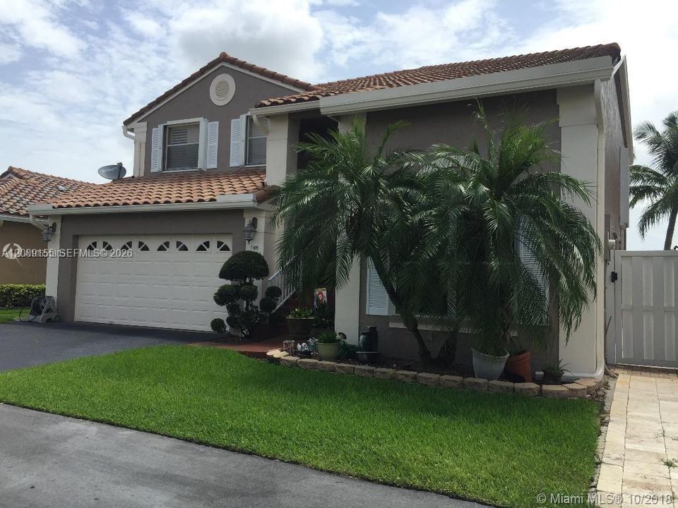 For Rent: $4,500 (3 beds, 2 baths, 1979 Square Feet)