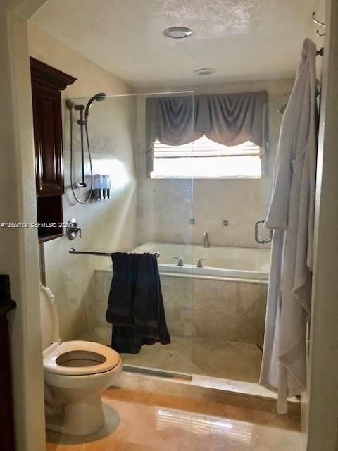 For Rent: $4,500 (3 beds, 2 baths, 1979 Square Feet)
