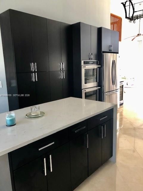 For Rent: $4,500 (3 beds, 2 baths, 1979 Square Feet)