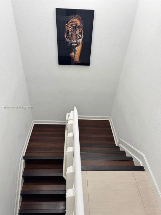 En Venta: $799,999 (4 camas, 4 baños, 2310 Pies cuadrados)