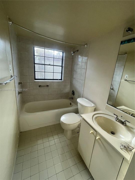 В аренду: $2,600 (2 спален, 2 ванн, 921 Квадратных фут)