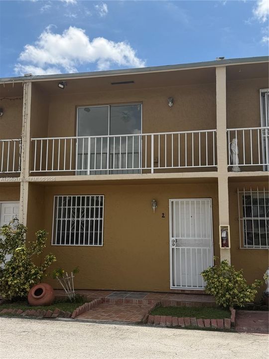En Renta: $2,850 (2 camas, 1 baños, 880 Pies cuadrados)