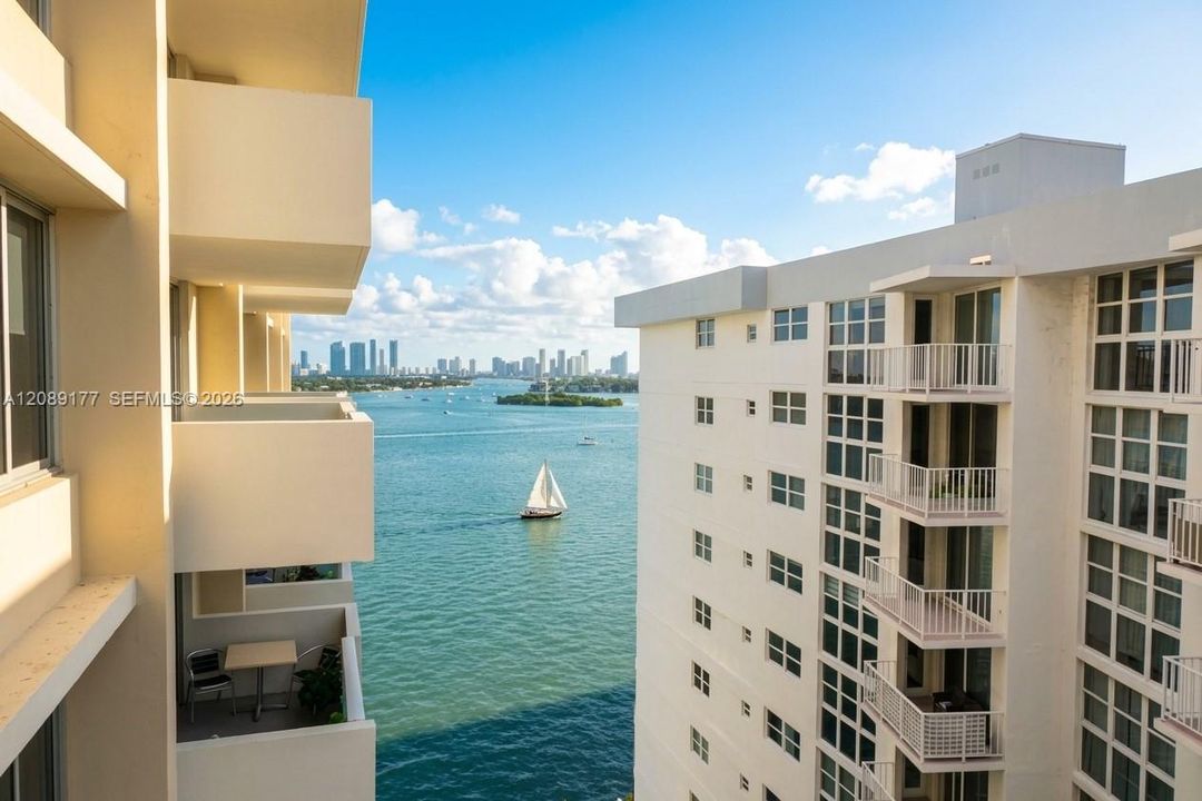 For Rent: $3,000 (1 beds, 1 baths, 837 Square Feet)