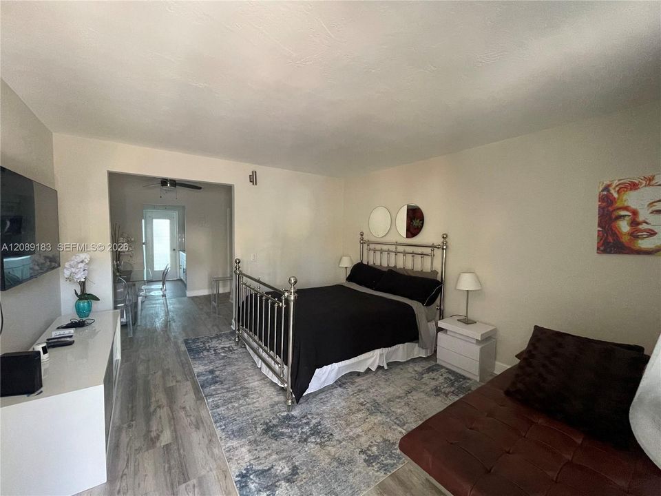 В аренду: $1,850 (1 спален, 1 ванн, 445 Квадратных фут)