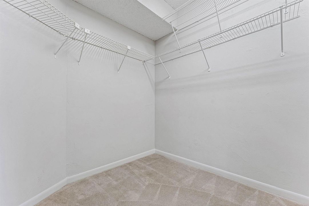 Walk In Closet