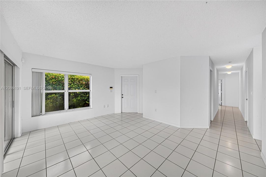 En Venta: $650,000 (3 camas, 2 baños, 1508 Pies cuadrados)