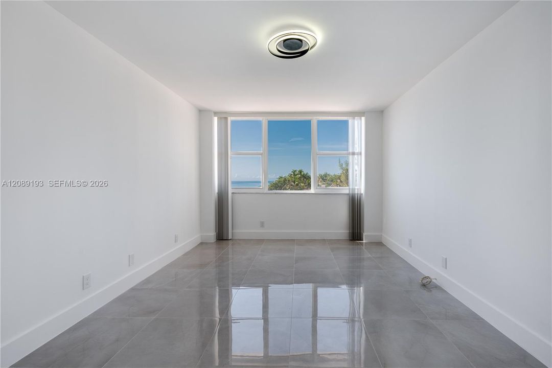В аренду: $2,700 (2 спален, 2 ванн, 1031 Квадратных фут)