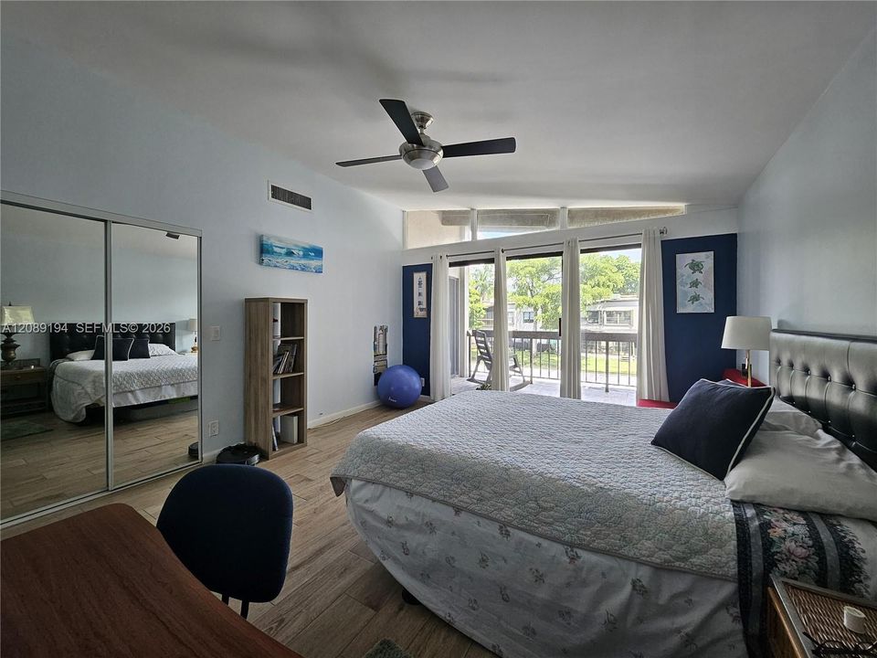Master room.