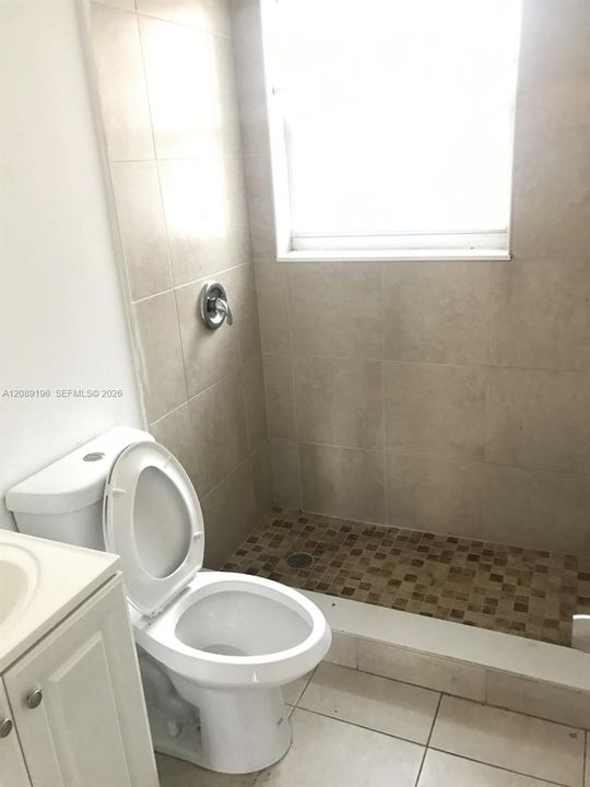 En Renta: $1,500 (1 camas, 1 baños, 1924 Pies cuadrados)