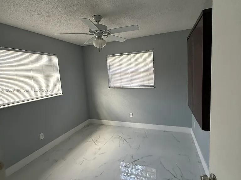 For Rent: $1,349 (1 beds, 1 baths, 800 Square Feet)