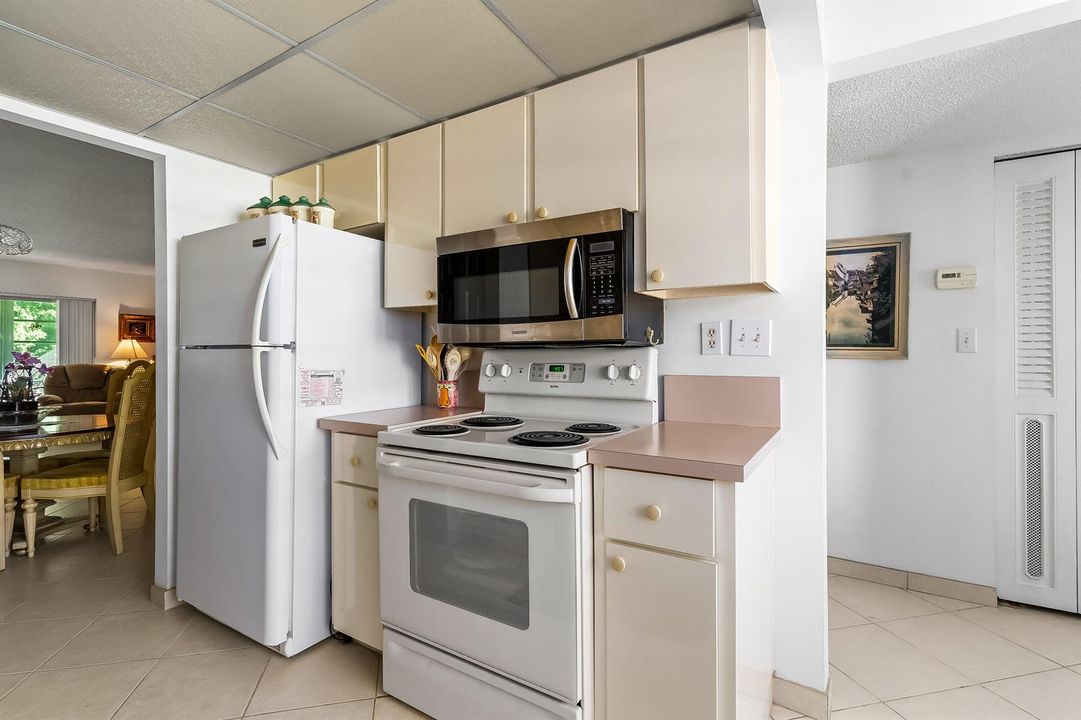 8305 nw 61 st c211 04