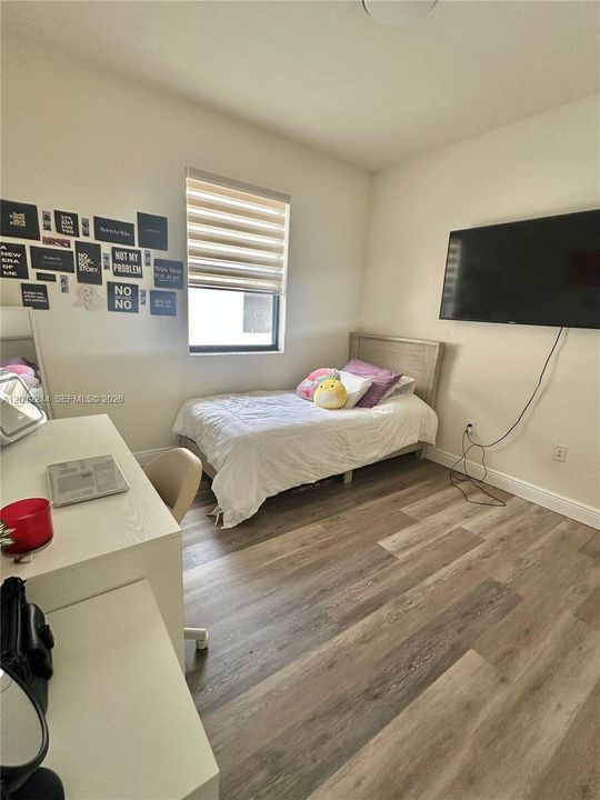 En Renta: $5,000 (4 camas, 3 baños, 2548 Pies cuadrados)