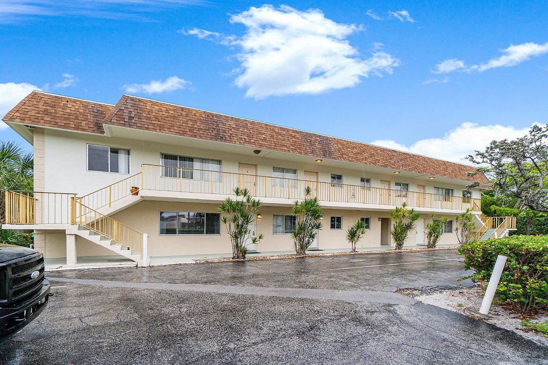 001-701NESeventhAve-DelrayBeach-FL-small