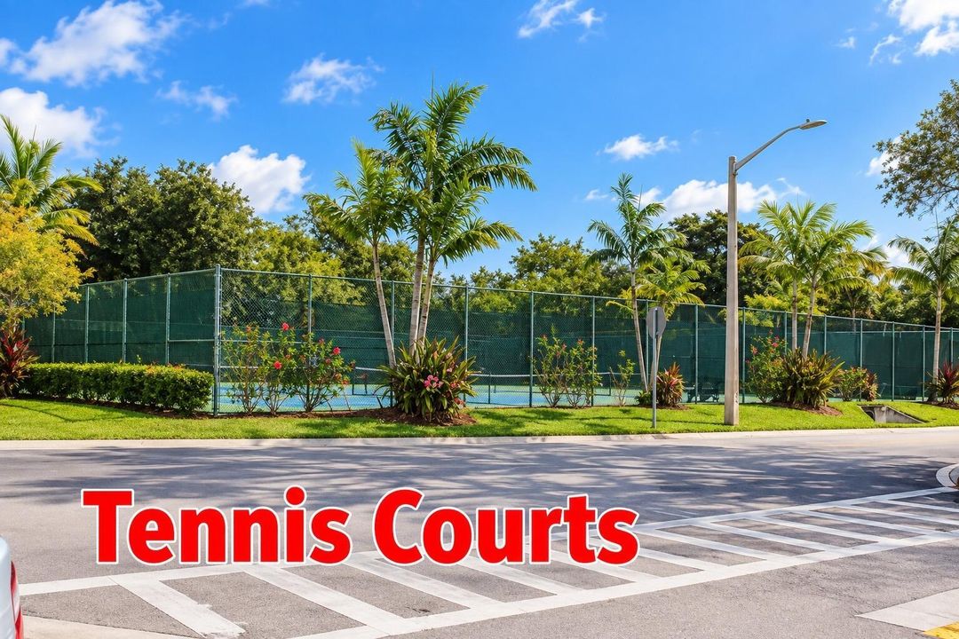 8-tennis_courts_sunny