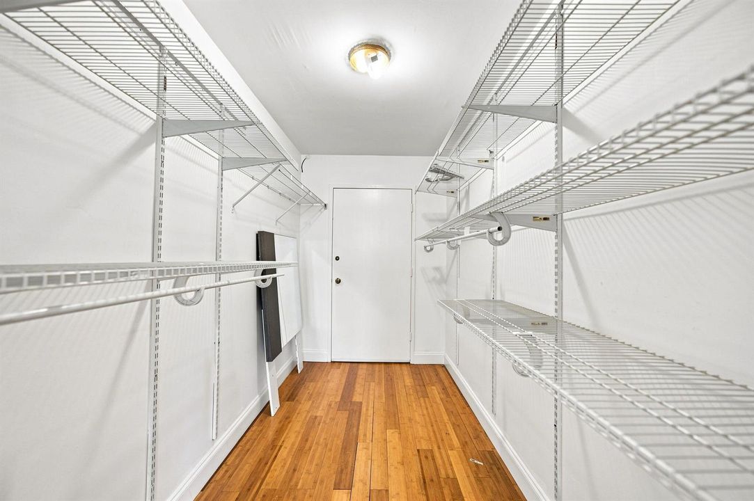 17-web-or-mls-18021-biscayne-blvd-901
