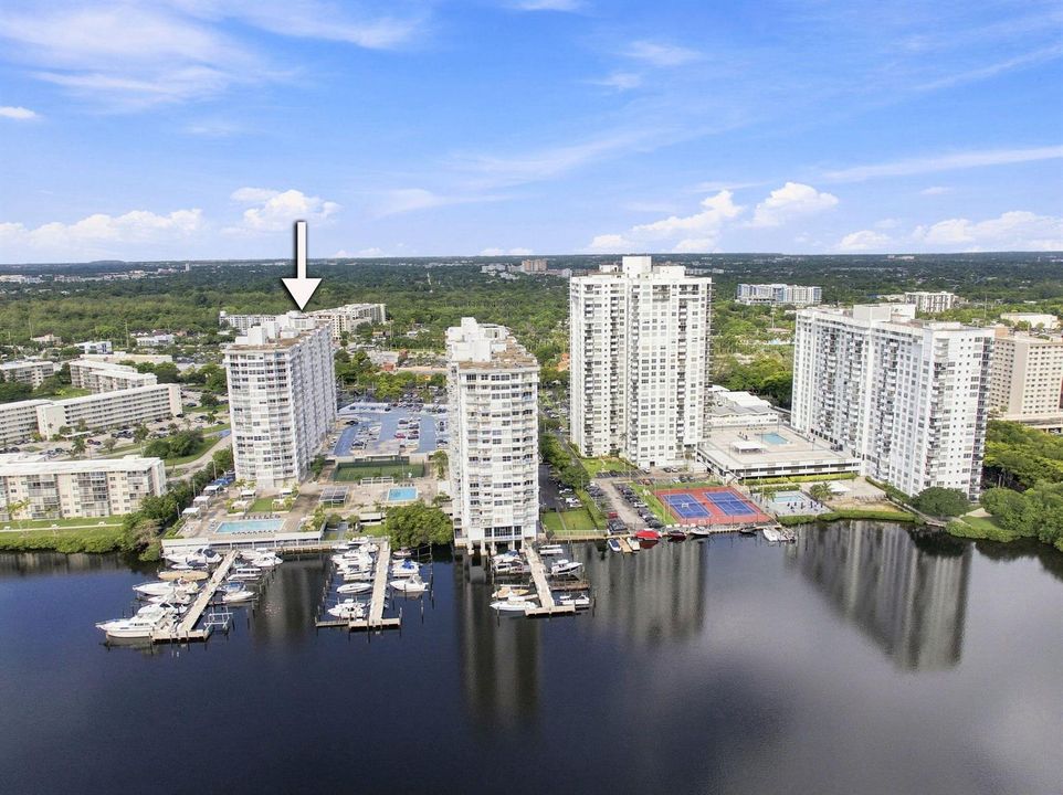 2-web-or-mls-18021-biscayne-blvd-901