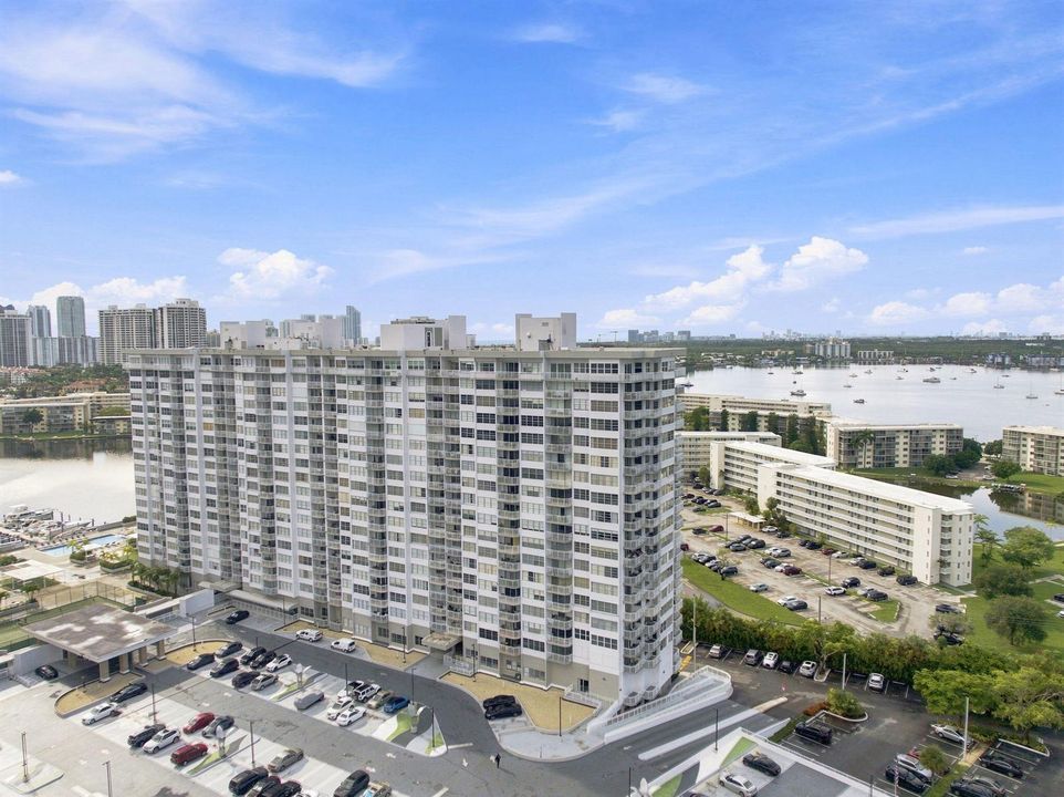 38-web-or-mls-18021-biscayne-blvd-901