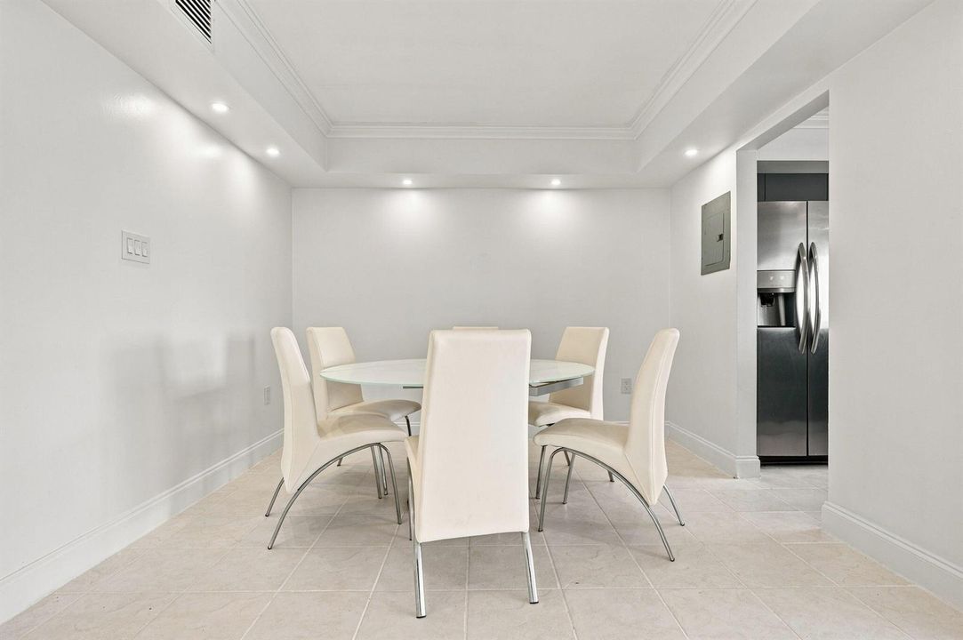 8-web-or-mls-18021-biscayne-blvd-901