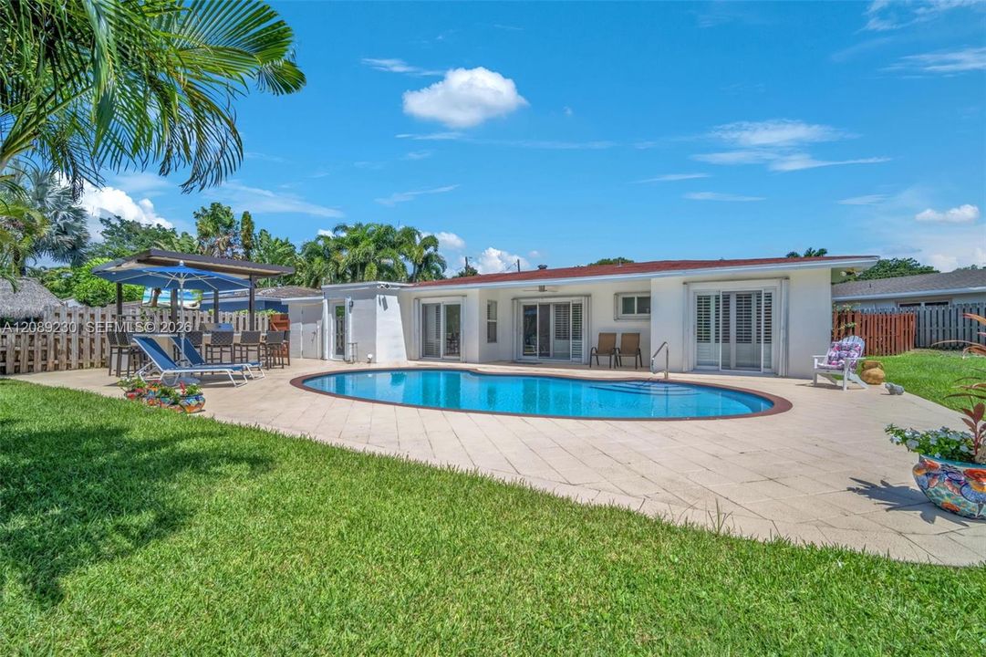 En Venta: $1,275,000 (3 camas, 2 baños, 1228 Pies cuadrados)