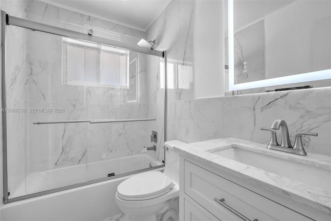 En Venta: $1,275,000 (3 camas, 2 baños, 1228 Pies cuadrados)