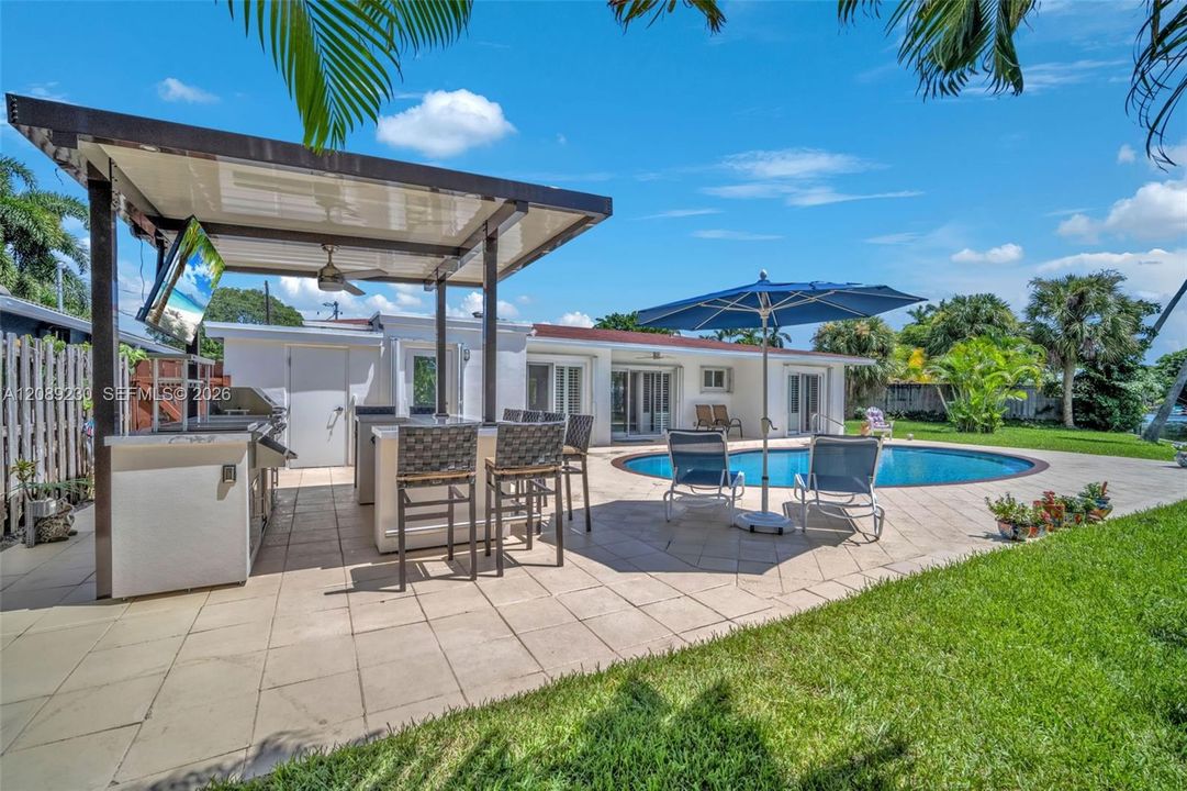 En Venta: $1,275,000 (3 camas, 2 baños, 1228 Pies cuadrados)