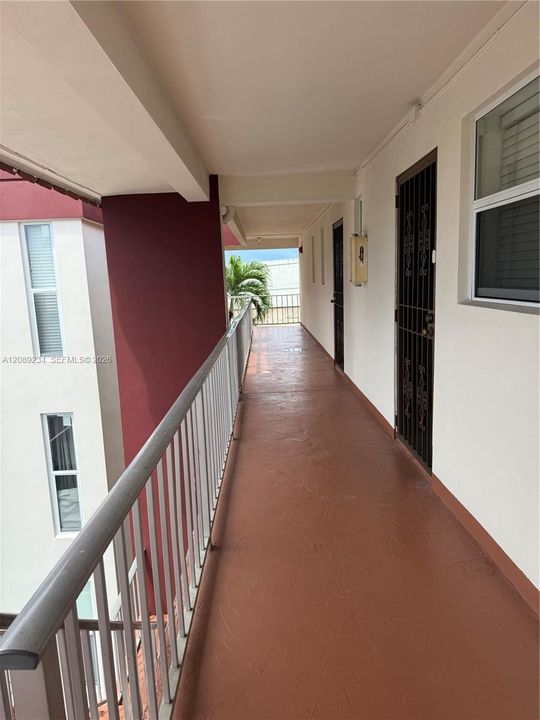 For Sale: $185,888 (1 beds, 1 baths, 540 Square Feet)