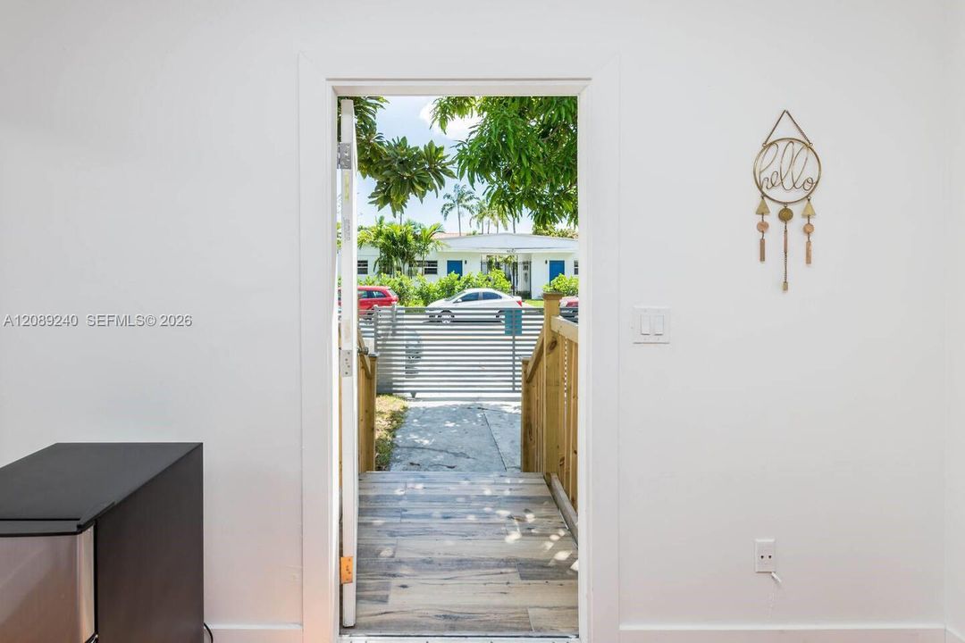 For Rent: $4,500 (3 beds, 2 baths, 1288 Square Feet)