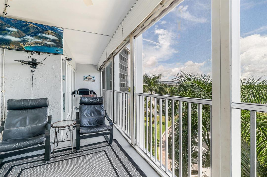 1523 E Hillsboro Blvd #634-22