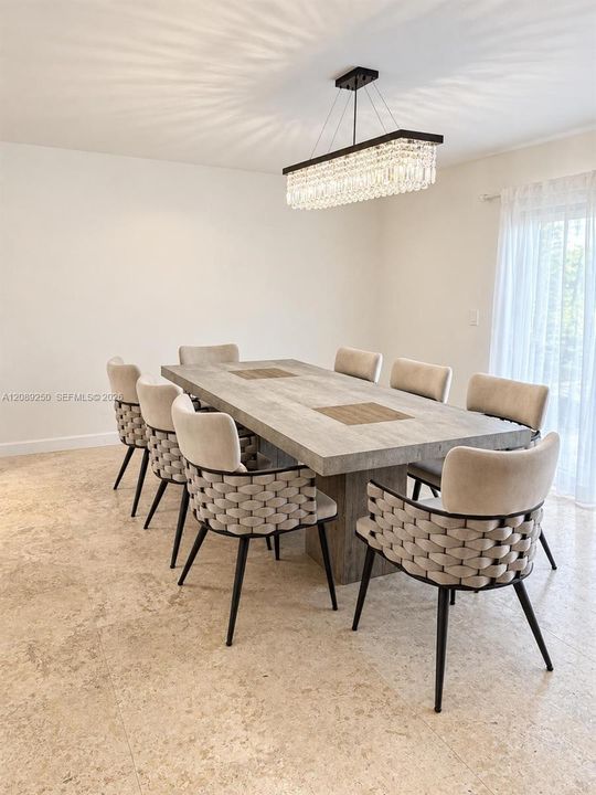For Rent: $4,200 (3 beds, 2 baths, 1850 Square Feet)