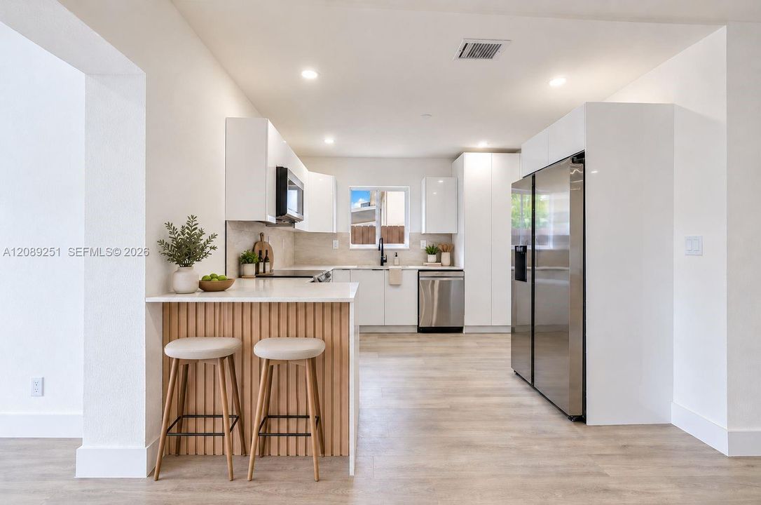 For Sale: $639,900 (3 beds, 2 baths, 1541 Square Feet)