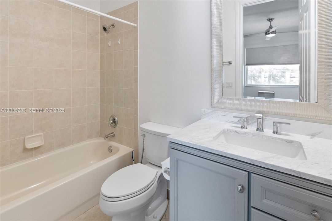 En Venta: $1,799,000 (6 camas, 5 baños, 4246 Pies cuadrados)
